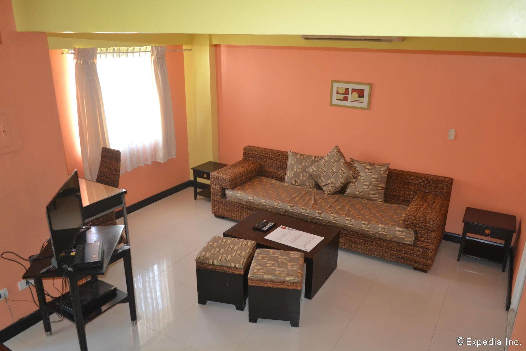 Sdr Serviced Apartments Cebu Екстер'єр фото