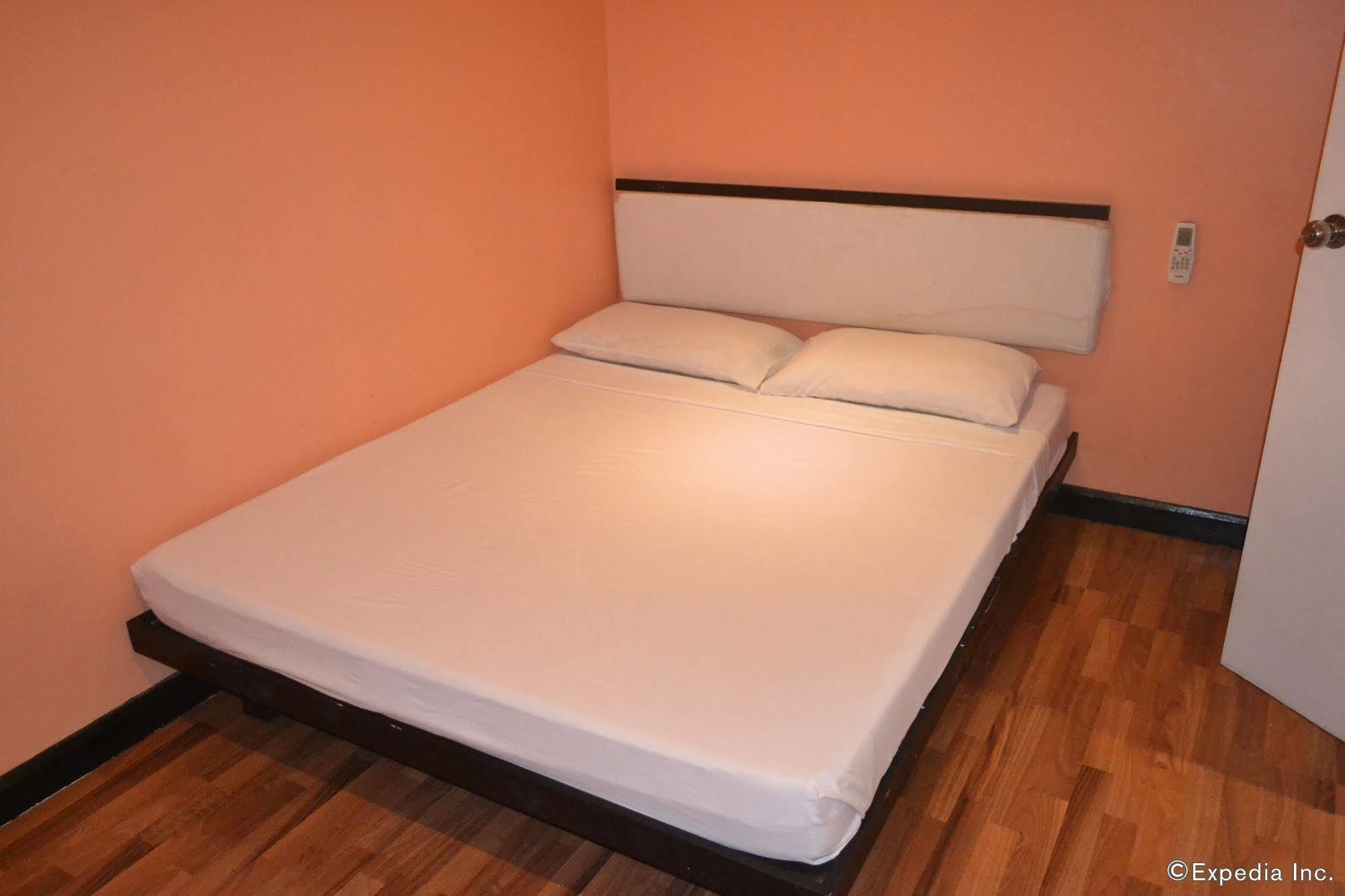 Sdr Serviced Apartments Cebu Екстер'єр фото